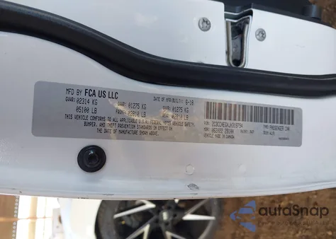 2018 Chrysler 300 Limited z USA, uszkodzony, nr VIN 2C3CCAEGXJH319794